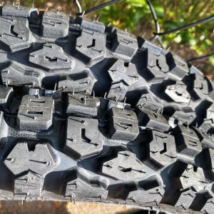 Sur-ron on en offroad band surronspecialist - surroncenter