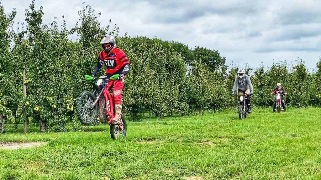 elektirsch offroad rijden E-Training Sur-ron Endurofun 13